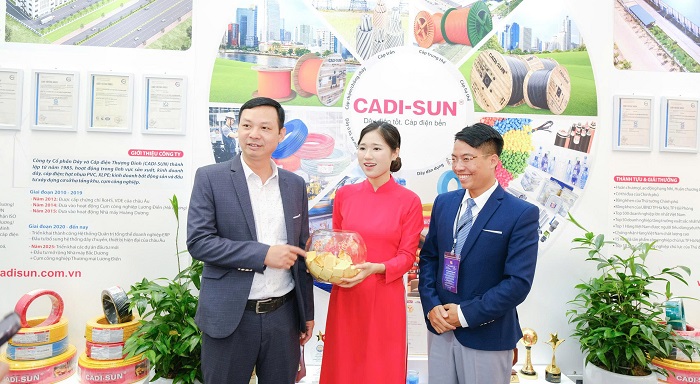 CADI-SUN cùng hơn 110 DN, tập đoàn kinh tế hàng đầu tham gia Triển lãm thành tựu đất nước 